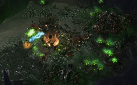 Starcraft-2-Heart-of-the-Swarm-preview-3
